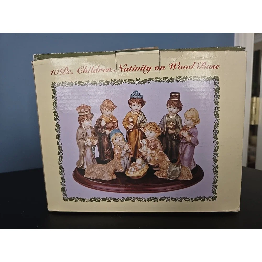 International Bazaar Children Nativity Set 10‎ Pc On Wood Base